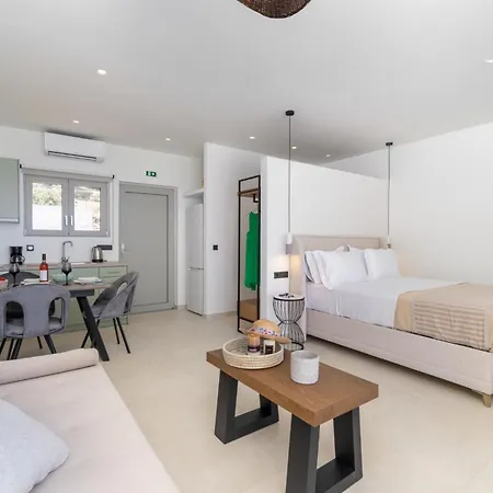 Feriehus Mellamare Luxury Athánion